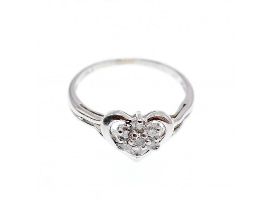 900 Platinum Sapphires "Heart" Ring Size 7