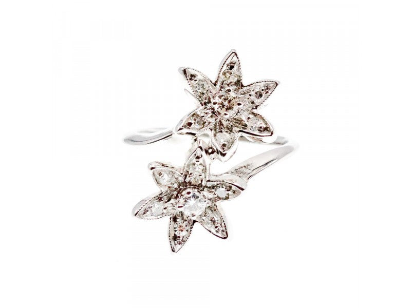 14K White Gold Diamonds "Flowers" Ring Size 5.5