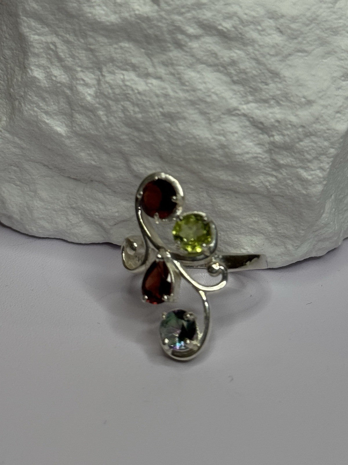 925 Sterling Silver Alexandrite, Garnet & Peridot Ring Size 6.5