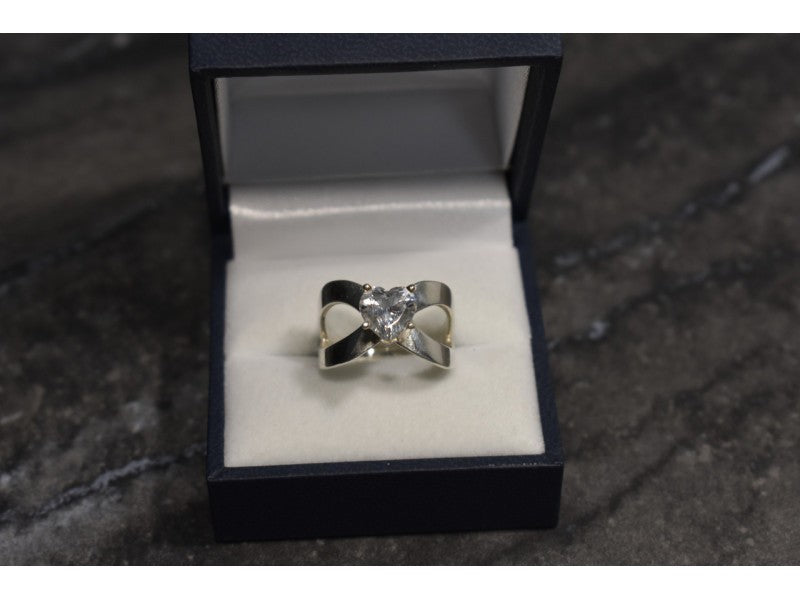 925 Sterling Silver CZ "Heart" Ring Size 8