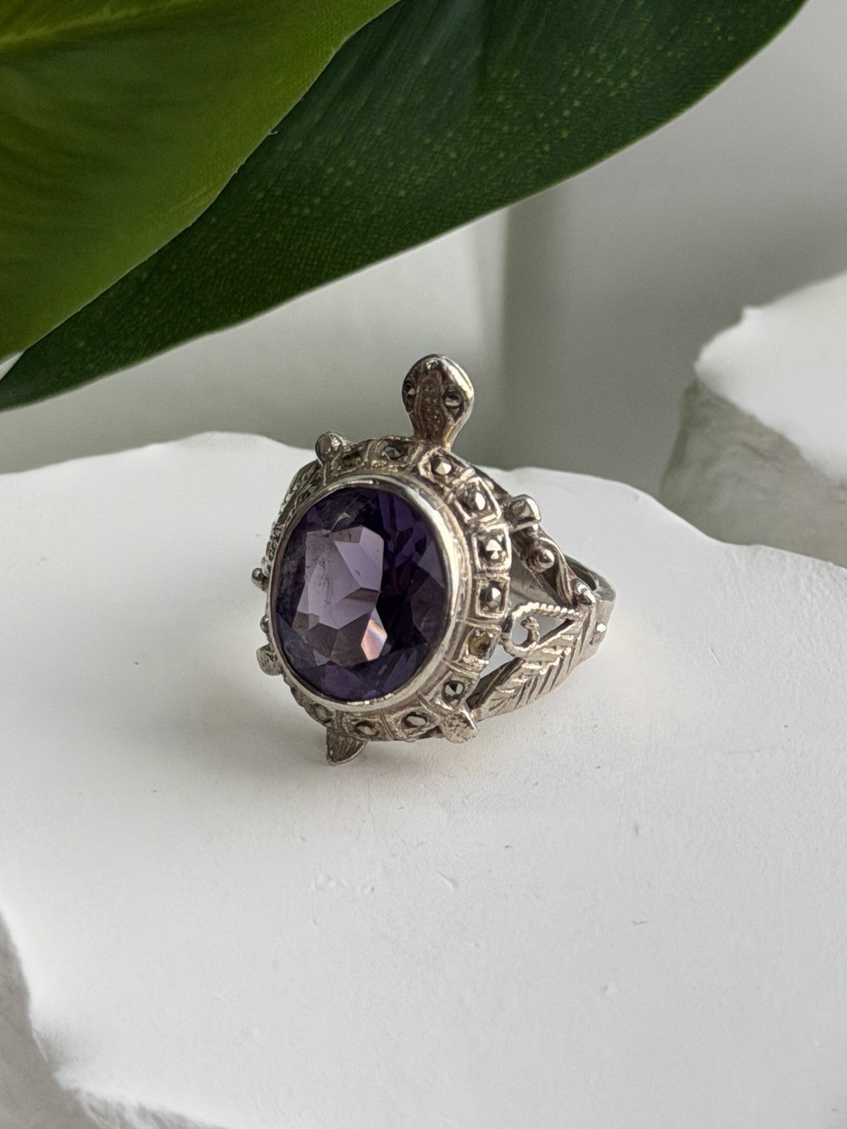 925 Sterling Silver Turtle Amethyst & Marcasite Ring Size 6