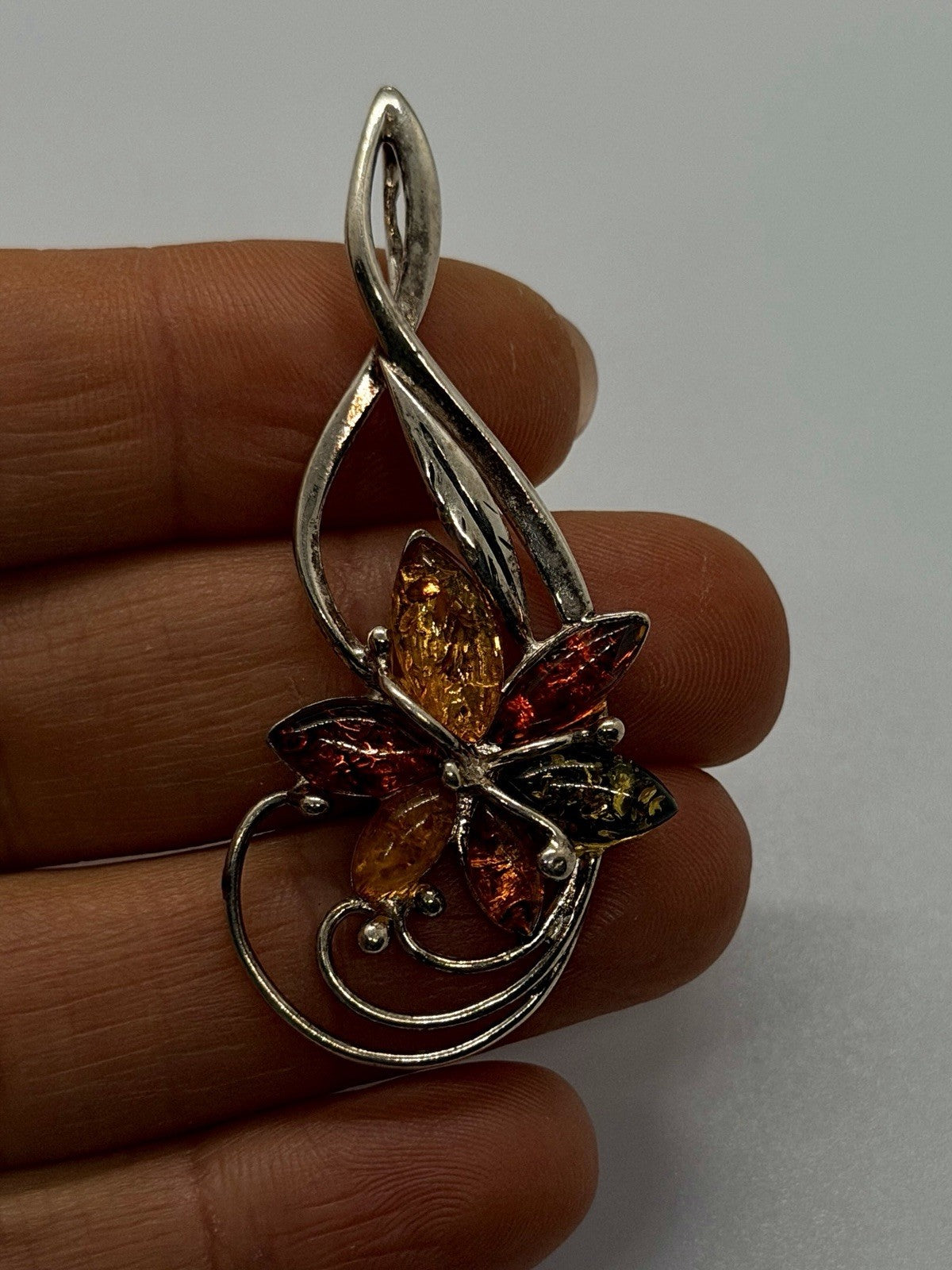 Vintage 925 Sterling Silver Multicolor Baltic Amber Floral Pendant