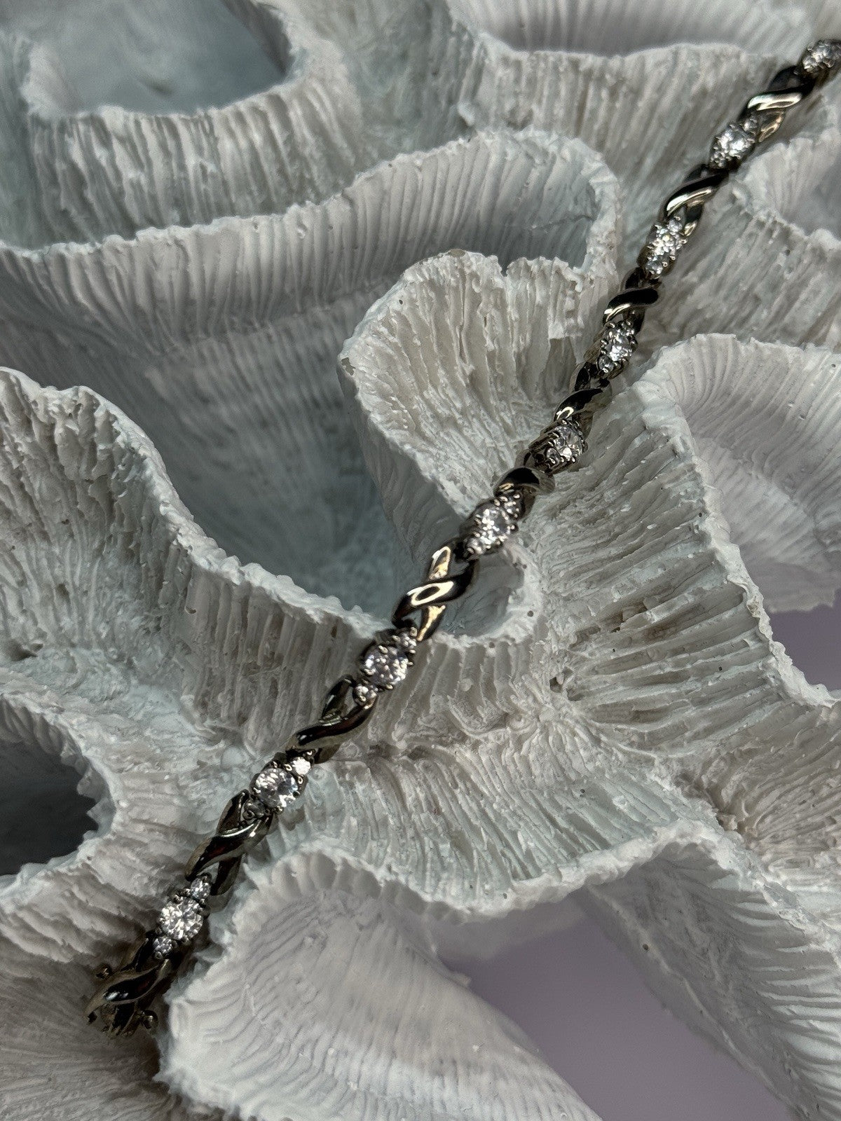 Beautiful 925 Sterling Silver CZ Bracelet Length 7 Inch