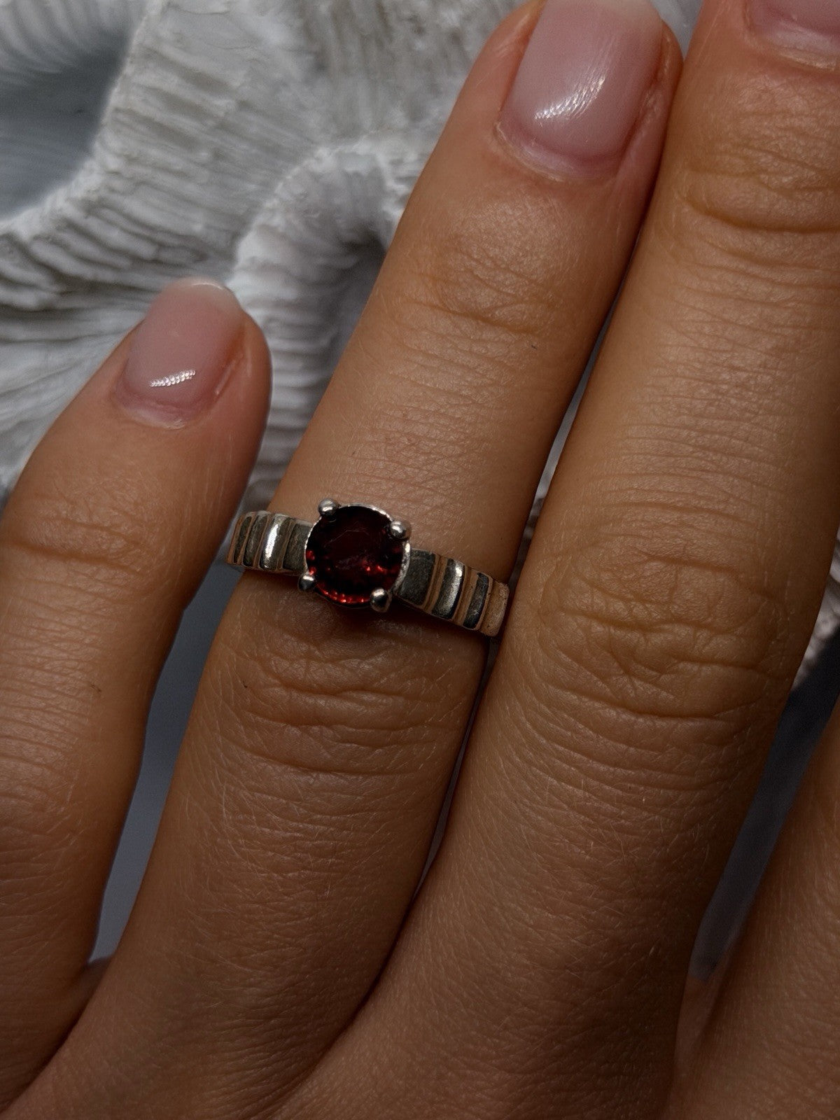 Vintage 925 Sterling Silver Garnet Ring Size 6