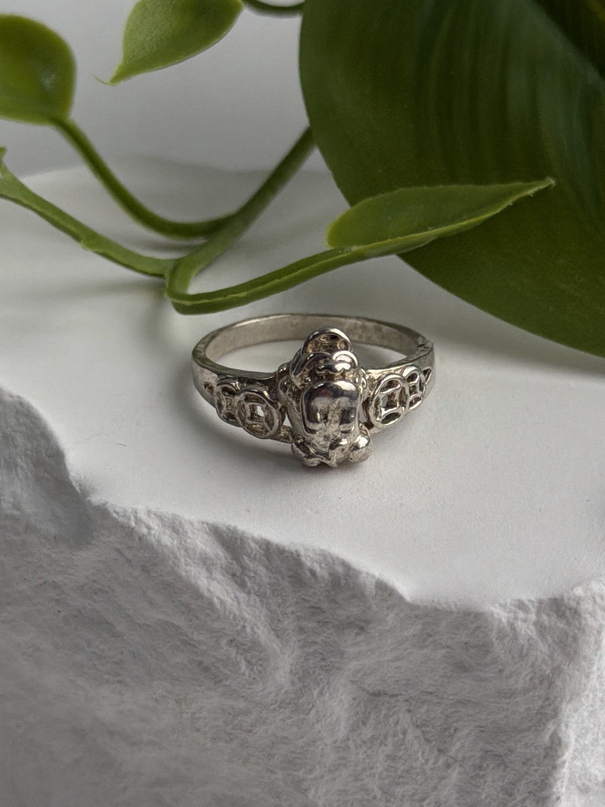 Vintage 925 Sterling Silver Frog Ring Size 7.5