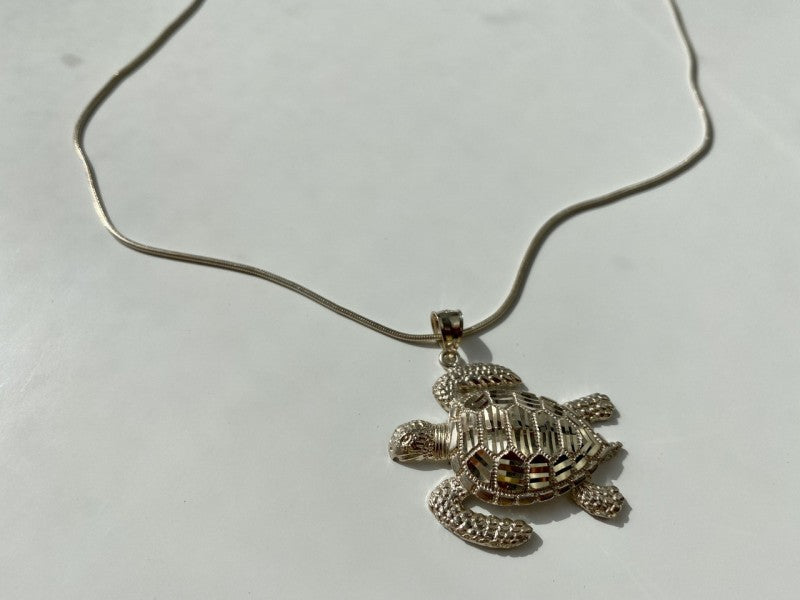 925 Sterling Silver "Turtle" Chain with Pendant Italy