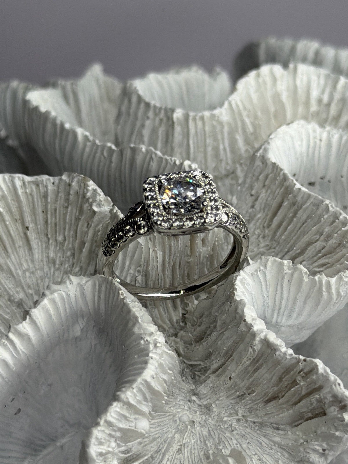 Shiny 925 Sterling Silver Cz Ring Size 10