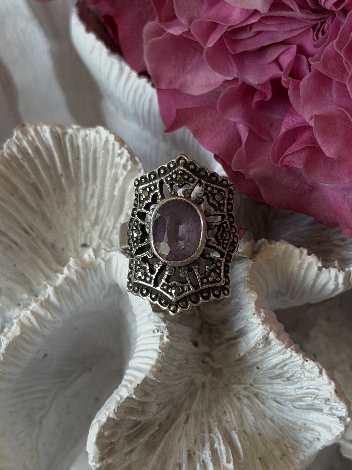 Vintage 925 Sterling Silver Amethyst & Marcasite Ring Size 8