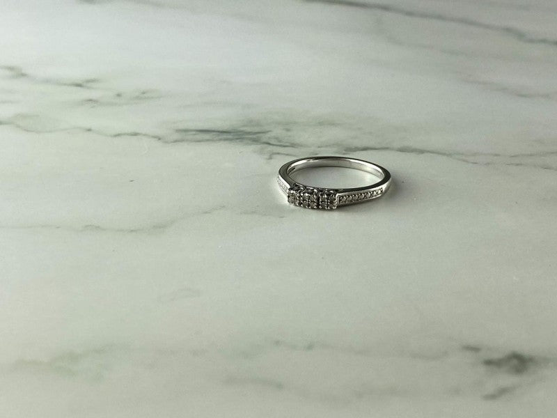 925 Sterling Silver White Topaz Ring Size 6.5
