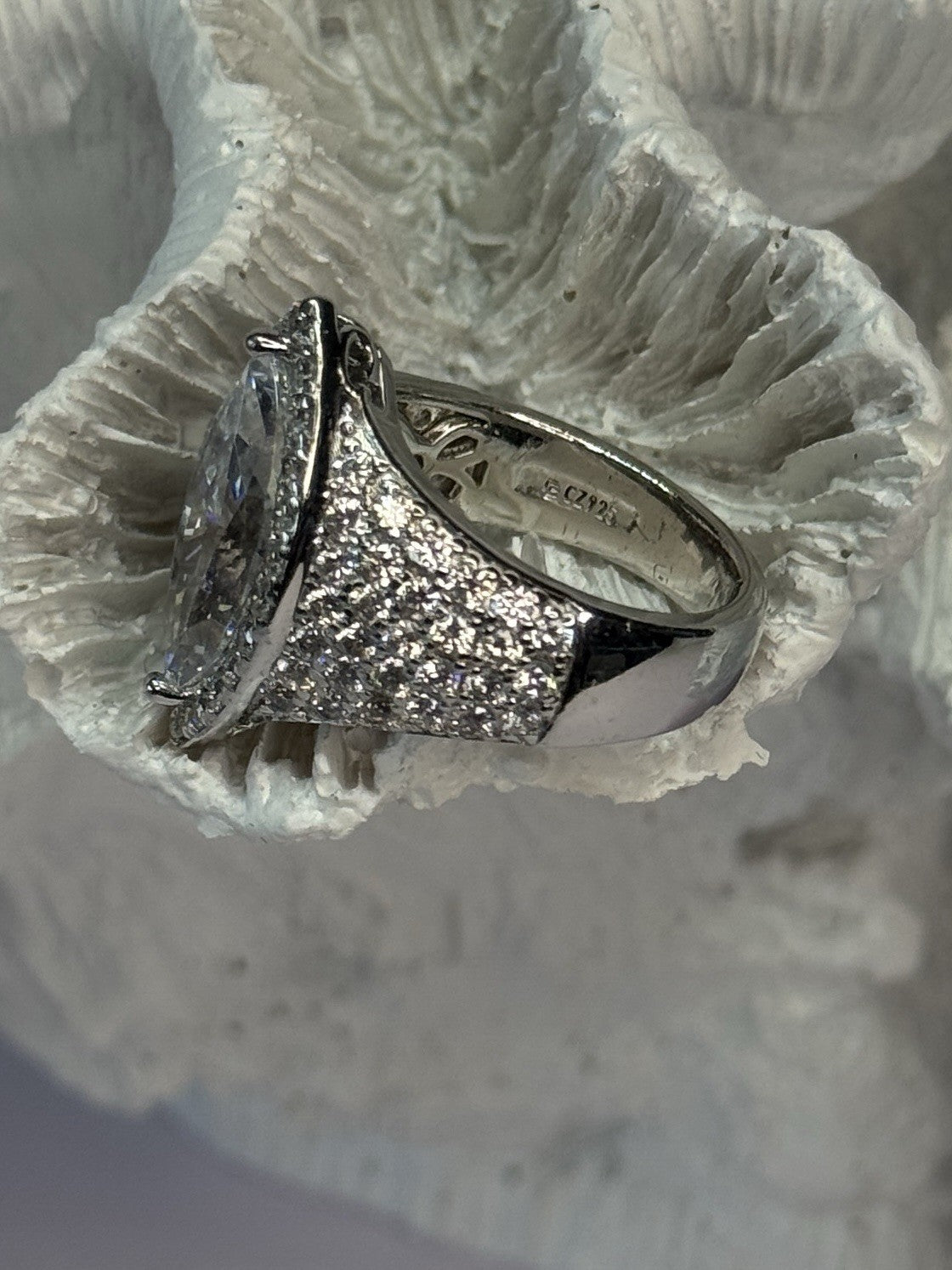Shiny 925 Sterling Silver CZ Ring Size 6