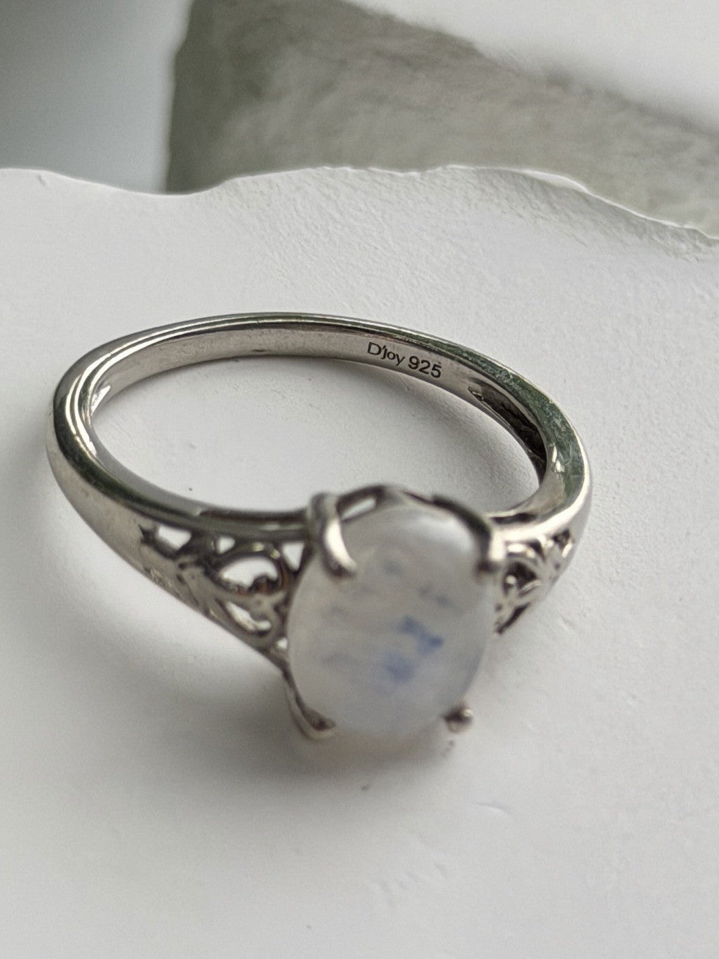 Djoy 925 Sterling Silver Moonstone Ring Size 9