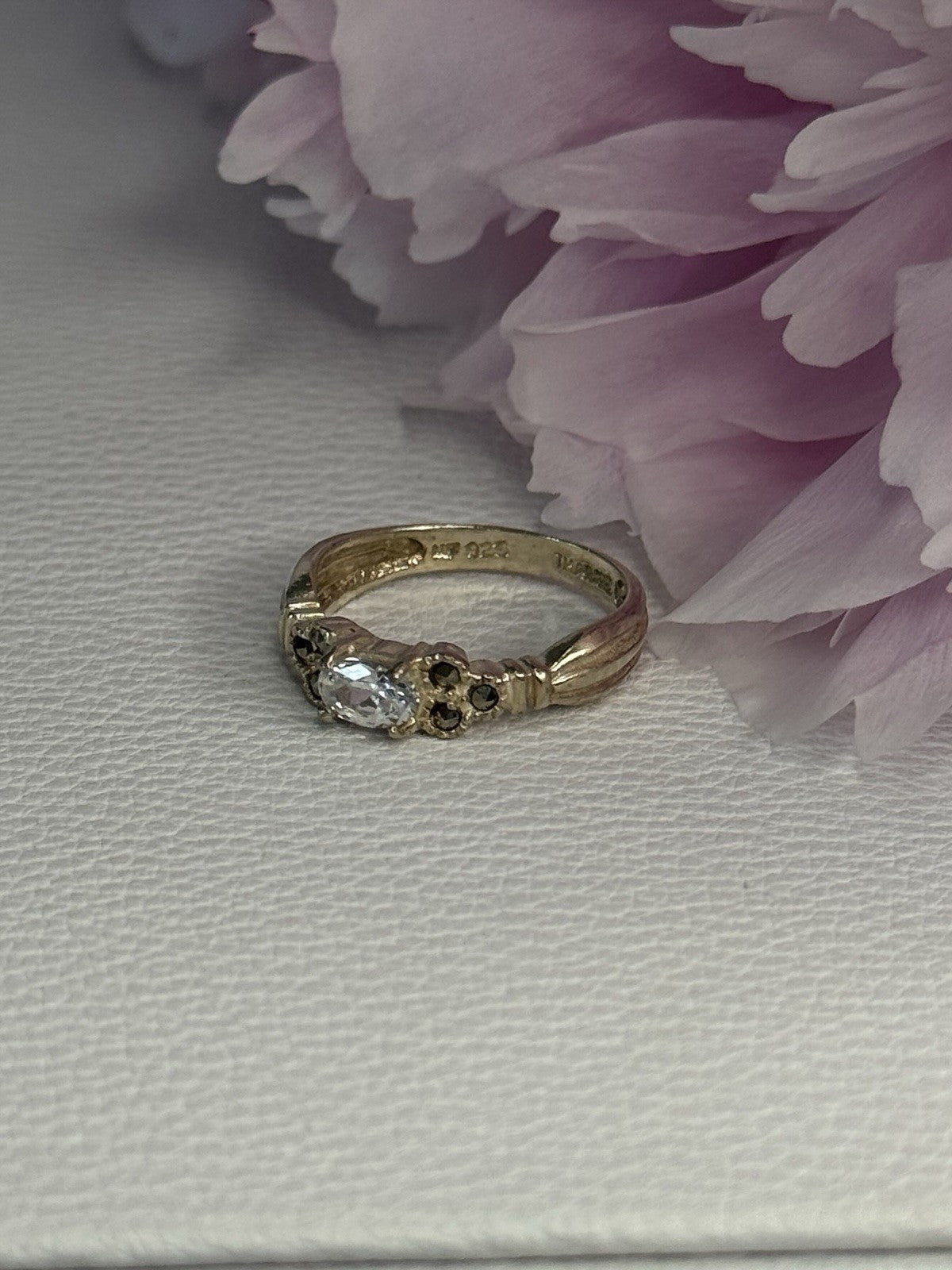 925 Sterling Silver Beryl & Marcasite Ring Size 7