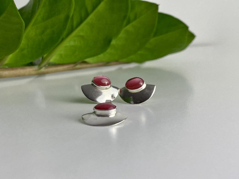 925 Sterling Silver Pink Agate Stud Earrings & Pendant Set