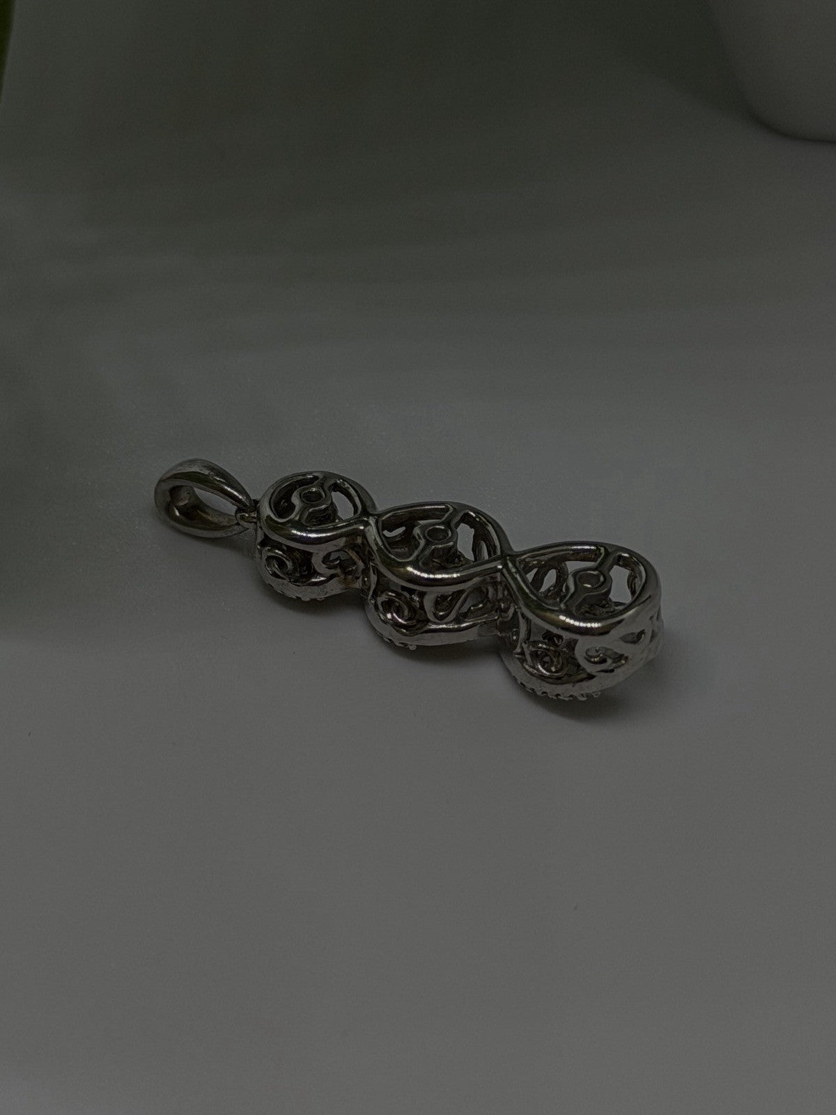 Beautiful Design 925 Sterling Silver Diamonds Pendant