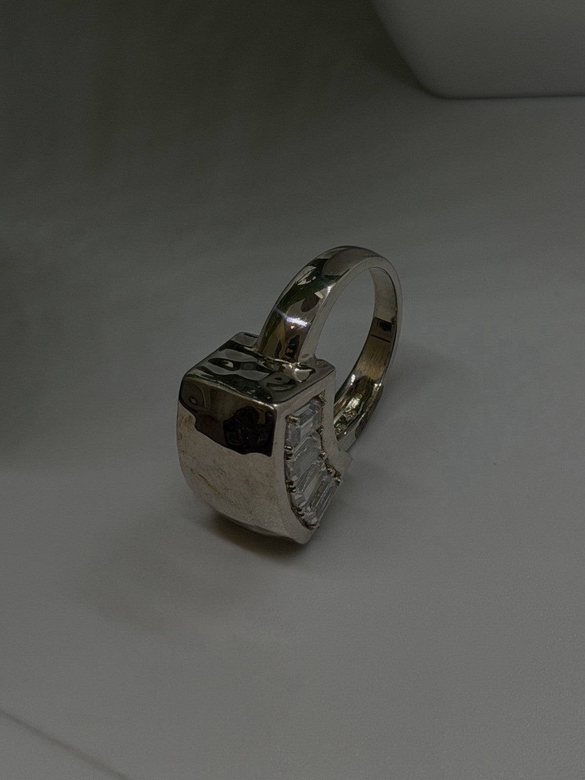 Unique Design 925 Sterling Silver White Colorless Spinel Ring Size 7