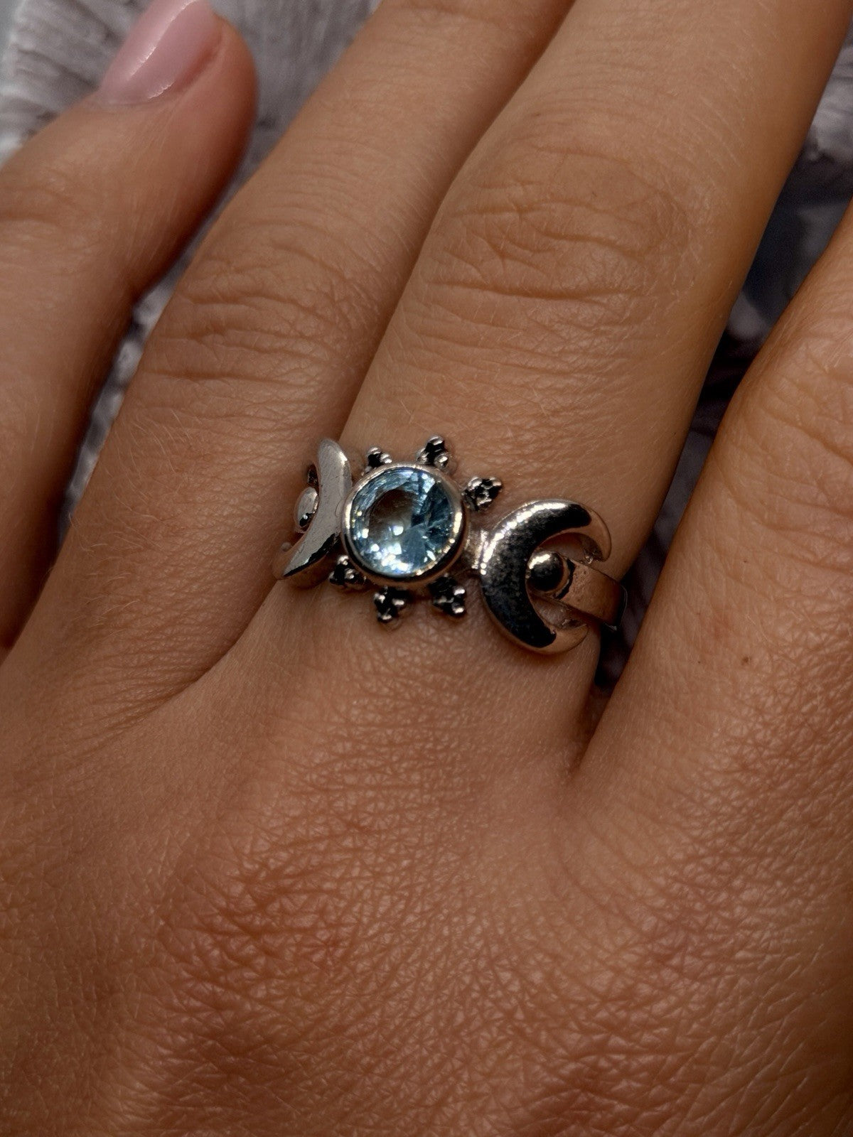 925 Sterling Silver Ring Round Blue Topaz & Sapphire Ornate Swirl Design Size 8