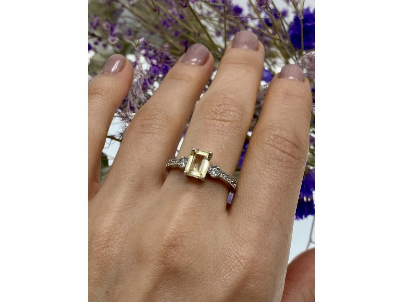 925 Sterling Silver Yellow Tourmaline & CZ Ring Size 8.5