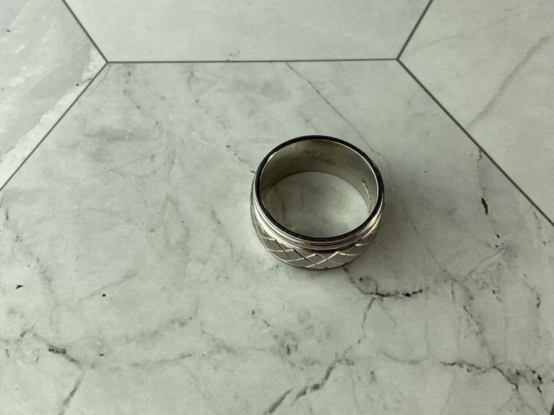 925 Sterling Silver "Spinner" Ring Size 8.5
