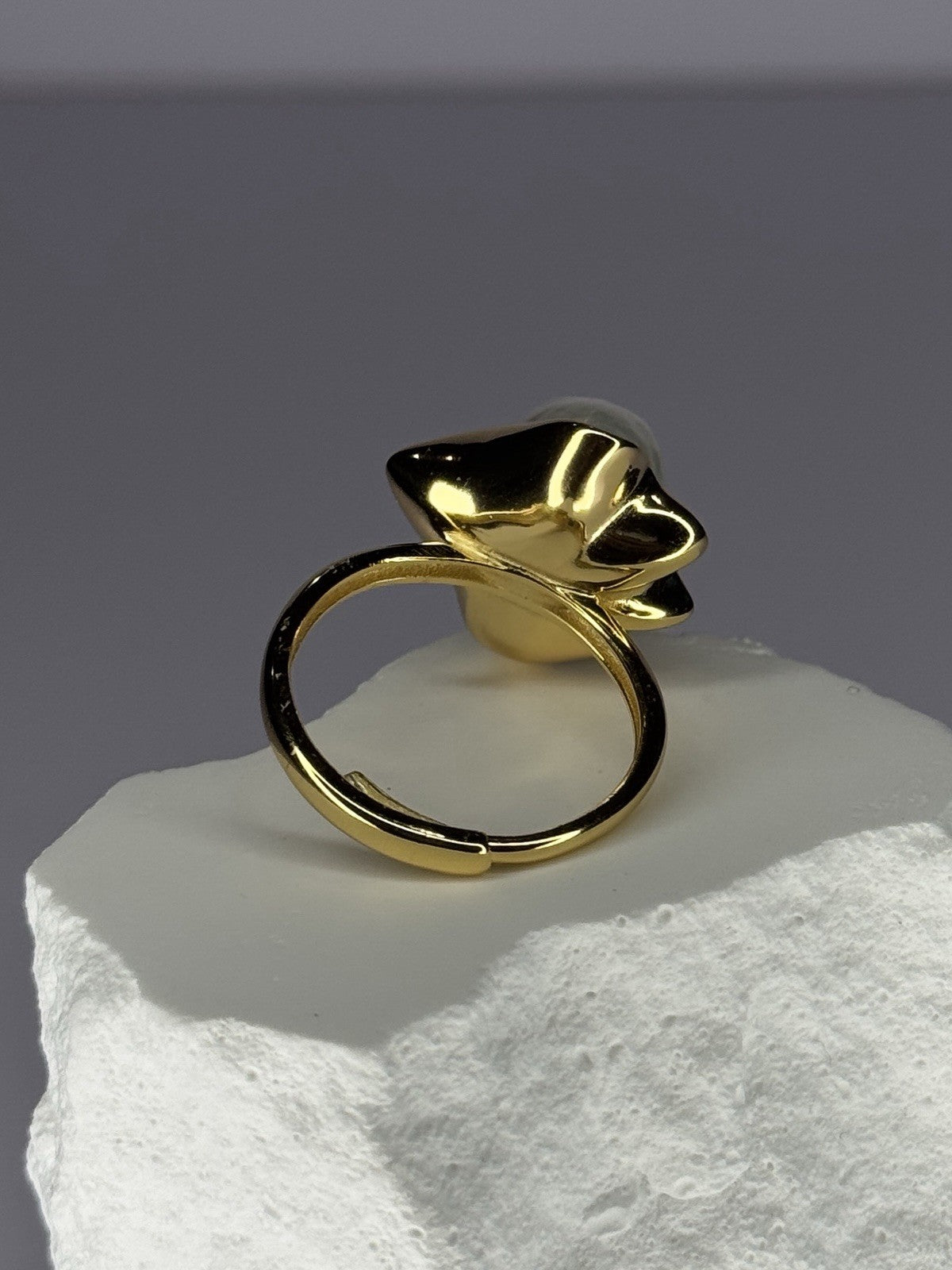 925 Sterling Silver  Gold Plated Pearl  "Ocean Mood" Ring Size Adjustable
