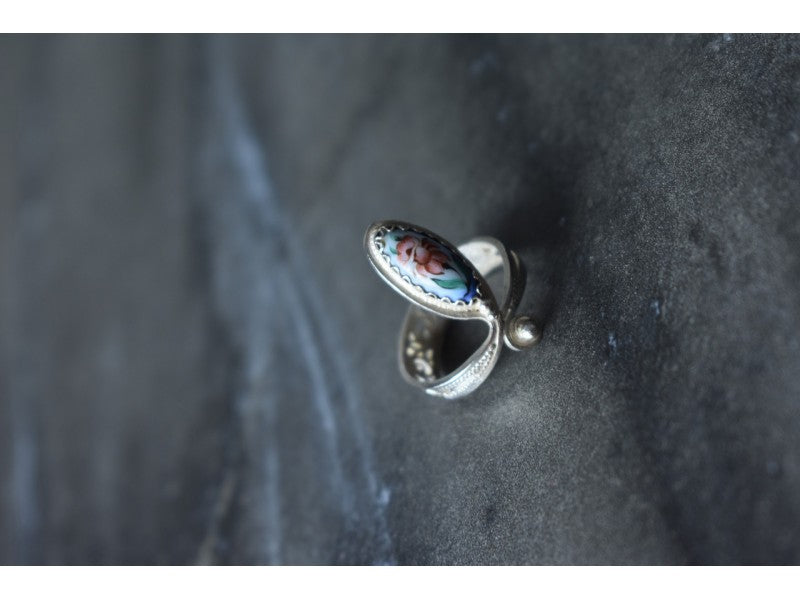 Ring with Enamel "Flowers" Size 6.5