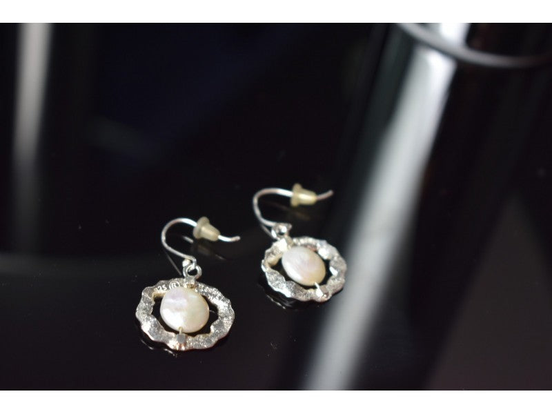 925 Sterling Silver Pearl "Shell" Earrings