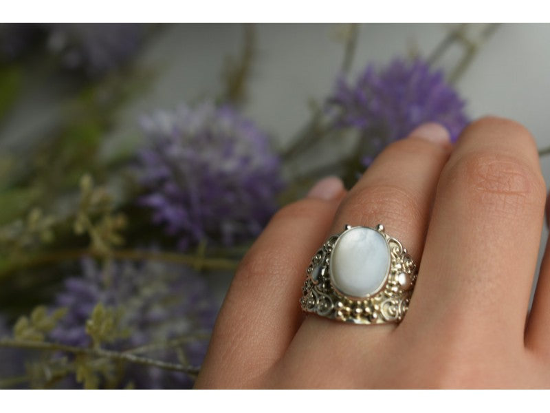 925 Sterling Silver Mother Of Pearl Openwork Ring Size 6.5