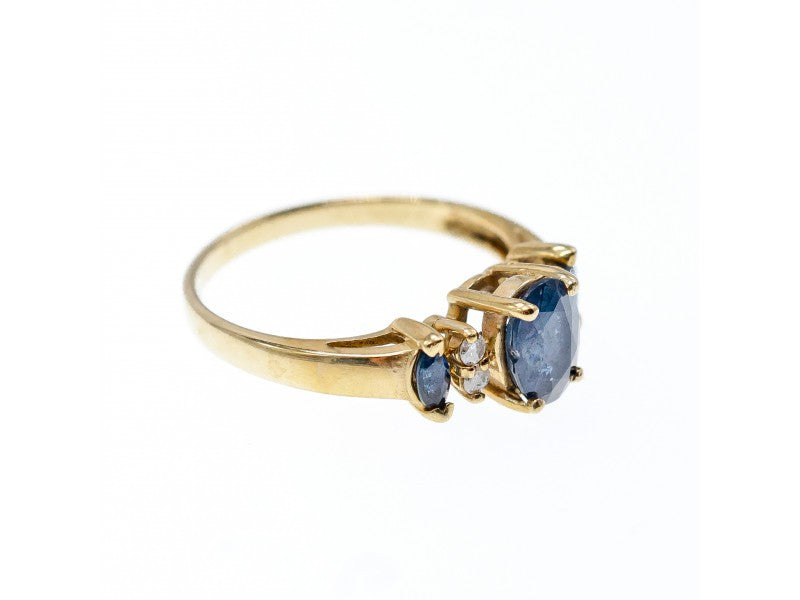 14K Yellow Gold Sapphire & Diamonds Ring Size 7