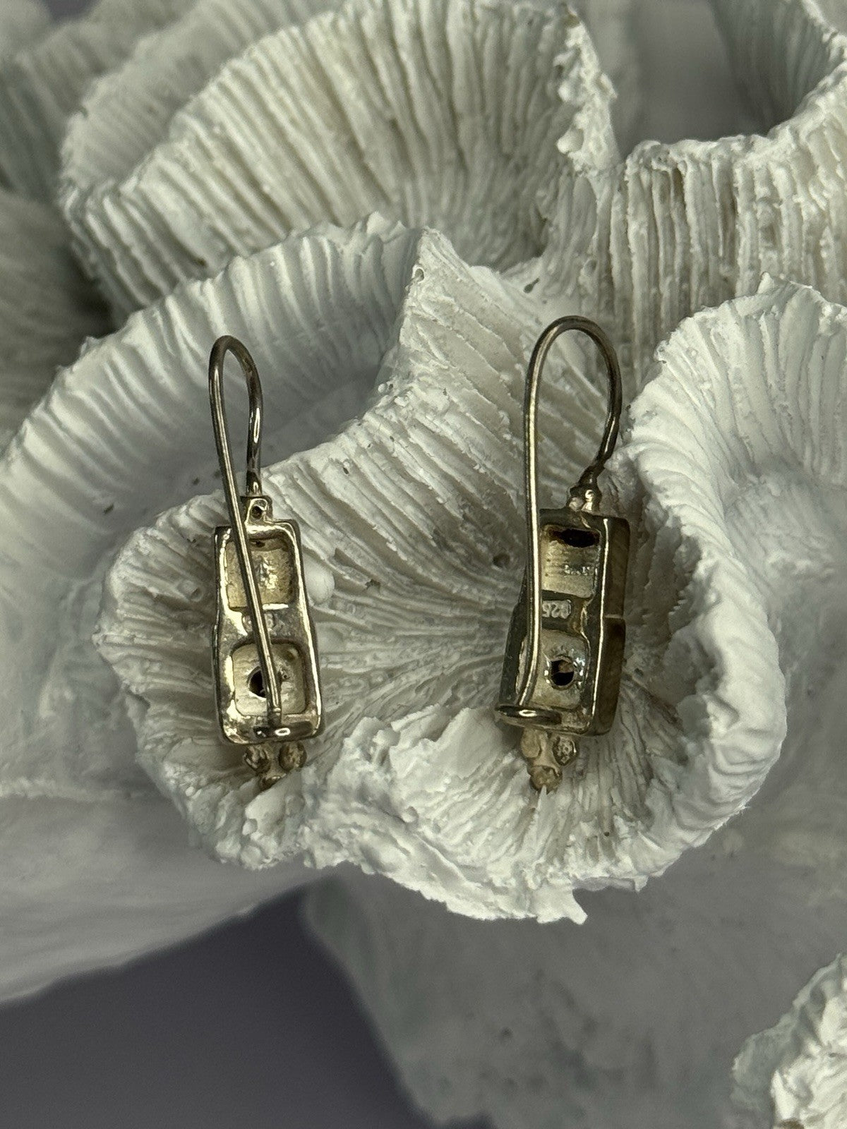 925 Sterling Silver With Gold Plated Part Earrings Length 1 Inch