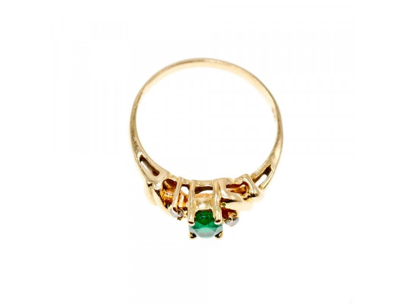 14K Yellow Gold Emerald & Diamonds Ring Size 8