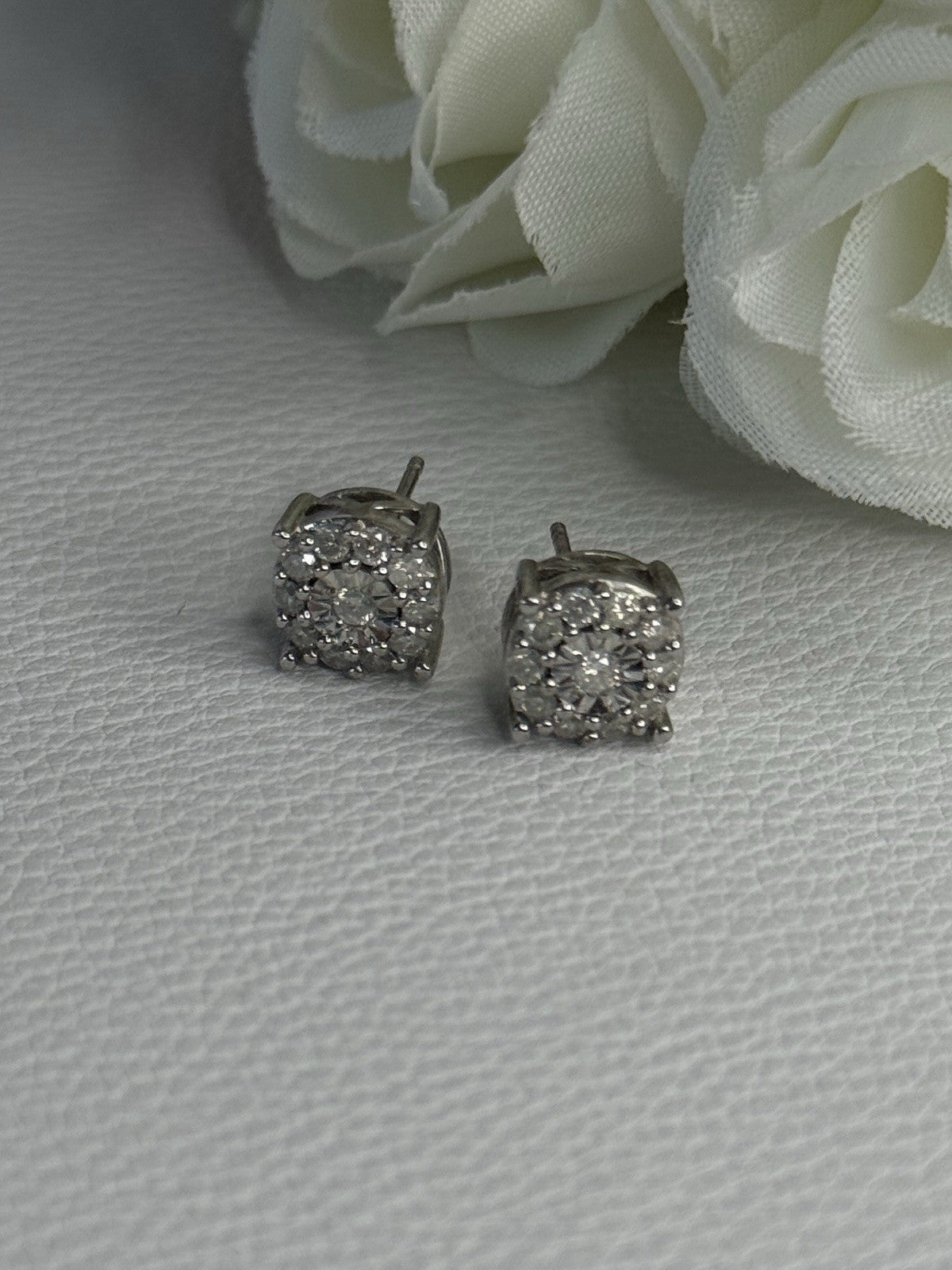 925 Sterling Silver Beryl Stud Earrings Length 0.35 Inch