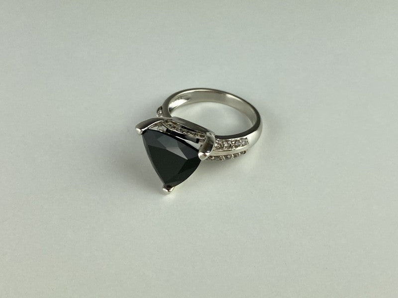 925 Sterling Silver Black Nephrite ( Jade ) & Quartz Ring Size 8