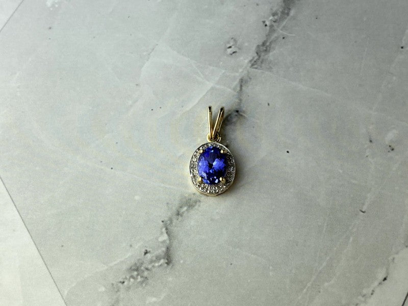 10K Yellow Gold Tanzanite & Diamonds Pendant