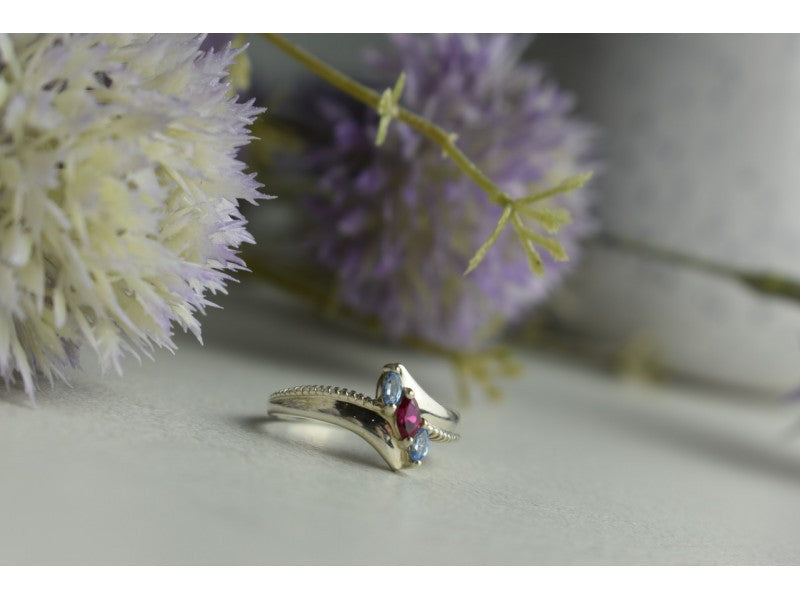 925 Sterling Silver Pink Spinel & Topaz Ring Size 7