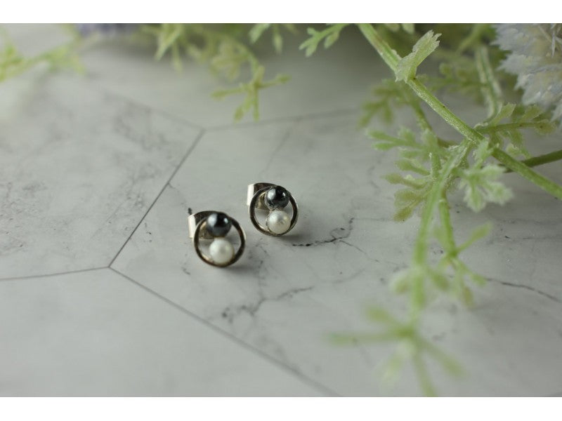 10K White Gold Pearls Earrings Italy