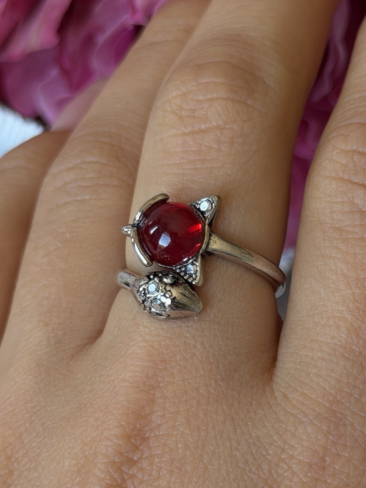925 Sterling Silver Fox & Snake Red Glass Cabochon Ring Size 9 Sizable