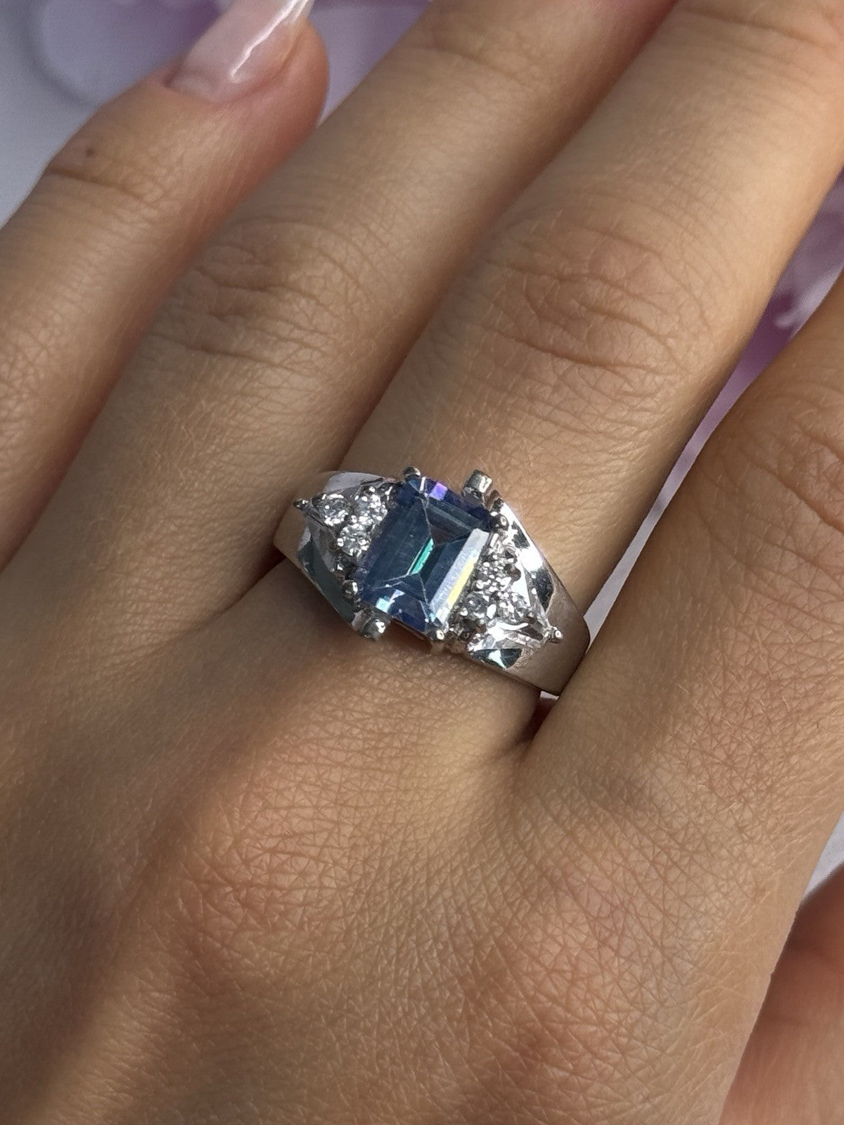 925 Sterling Silver CZ Ring Size 9