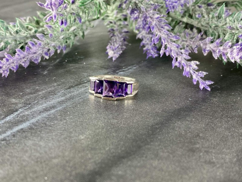 925 Sterling Silver Amethyst Ring Size 6.5