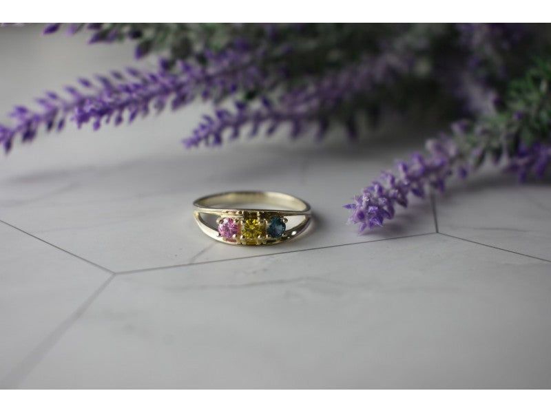 925 Sterling Silver Multicolor CZ Ring Size 9.5