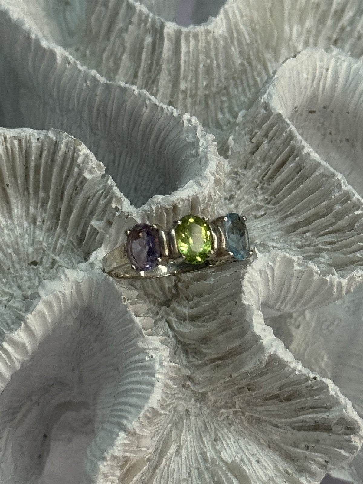 925 Sterling Silver Topaz Peridot Amethyst Ring Size 8.5
