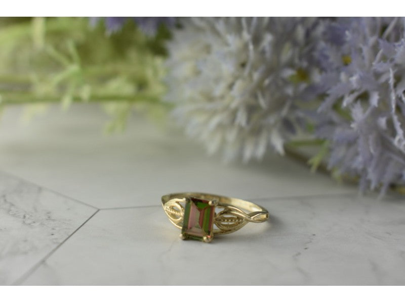 925 Sterling Silver Spinel Ring Size 6.5