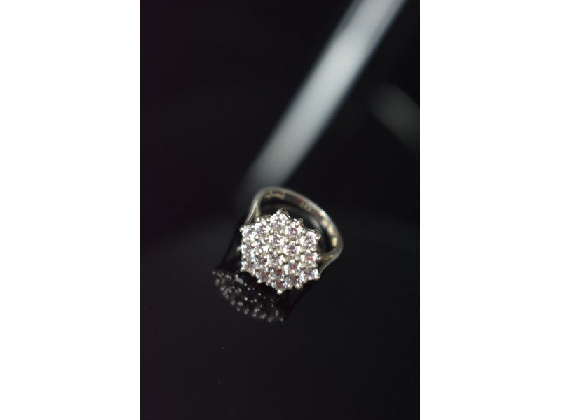 925 Sterling Silver CZ Ring Size 6.5