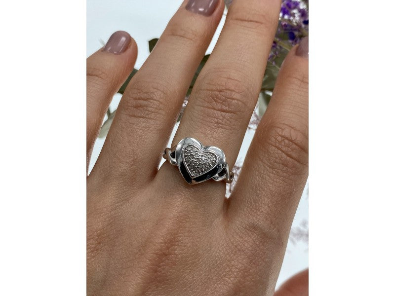 925 Sterling Silver Diamond "Heart" Ring Size 7.5