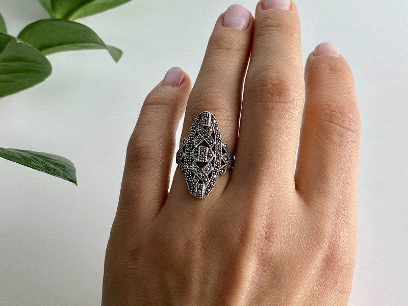 925 Sterling Silver Marcasites Ring Size 6.5