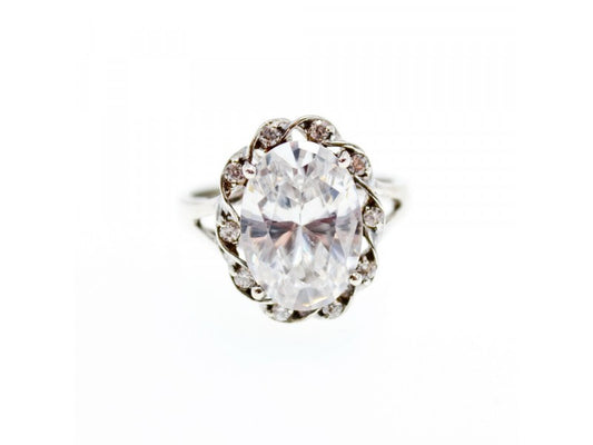 925 Sterling Silver CZ Ring Size 9