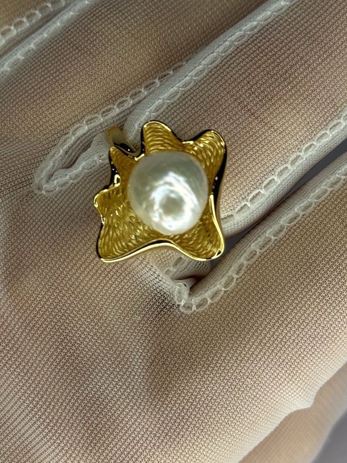 925 Sterling Silver  Gold Plated Pearl  "Ocean Mood" Ring Size Adjustable