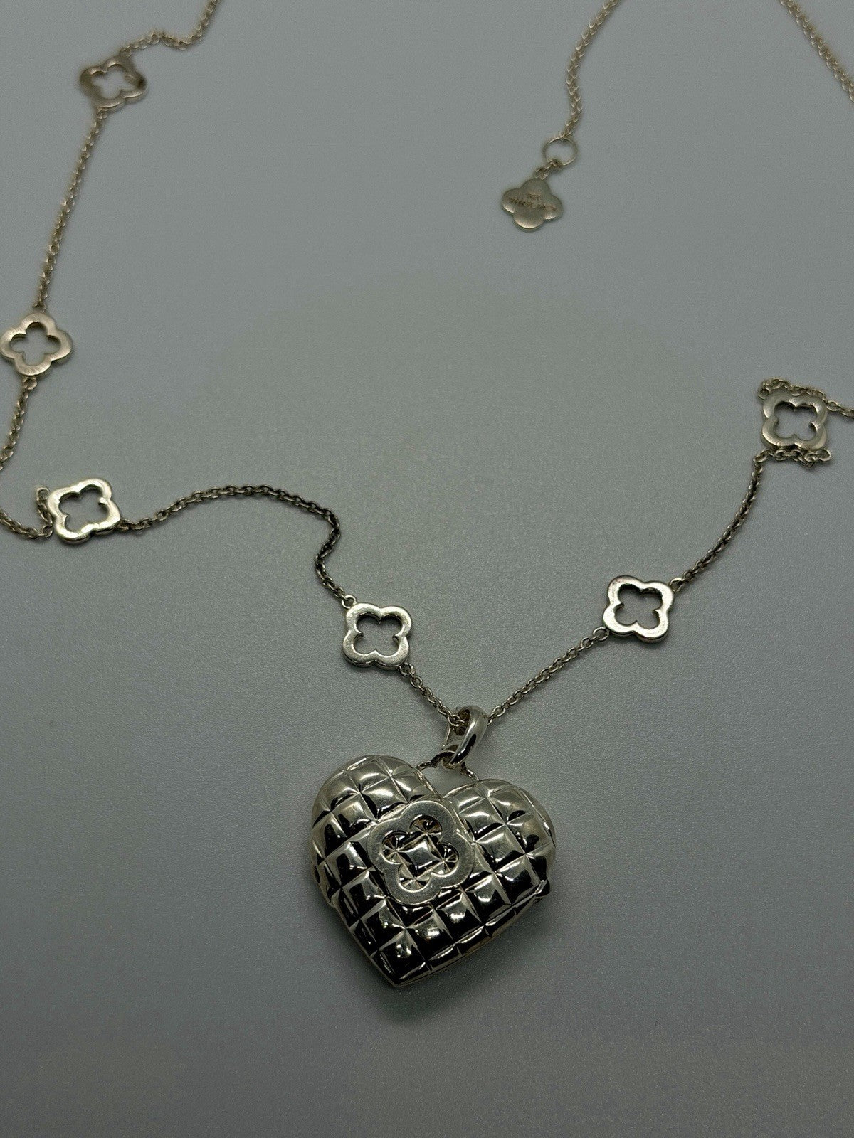 Heidi Klum 925 Sterling Silver Heart Locket Quatrefoil Clover Station Necklace