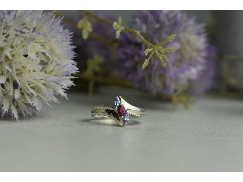 925 Sterling Silver Pink Spinel & Topaz Ring Size 7