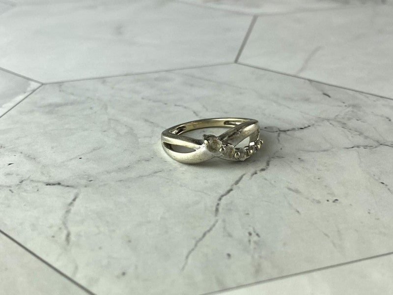 925 Sterling Silver White Topaz Ring Size 7