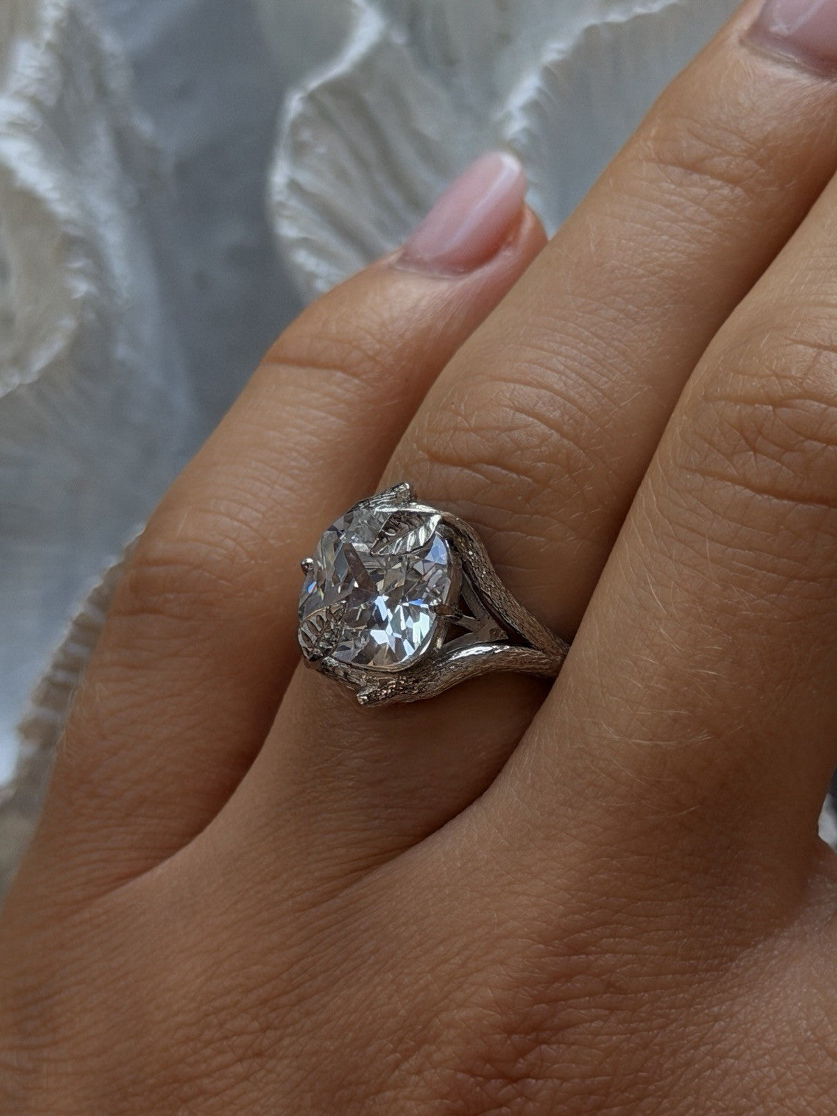 Beautiful Leaf Design 925 Sterling Silver Clear Cz Ring Size 7