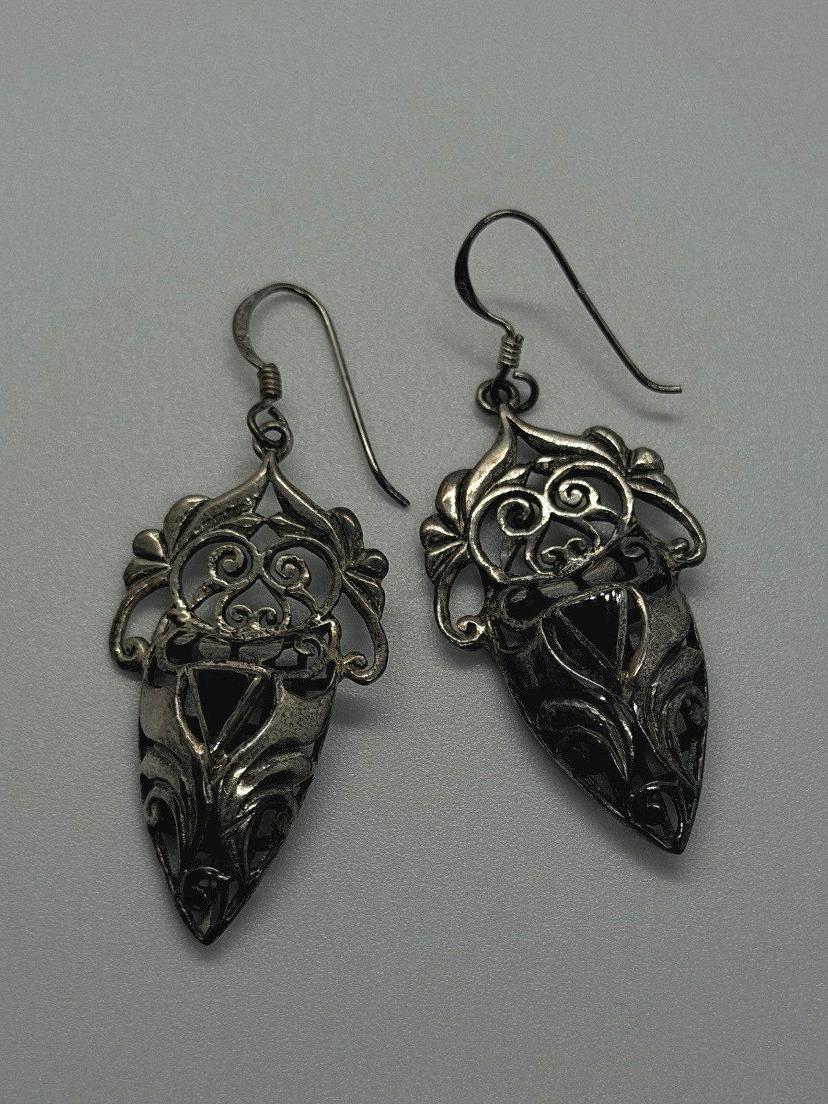 Vintage 925 Sterling Silver Black Onyx Filigree Art Nouveau Style Earrings